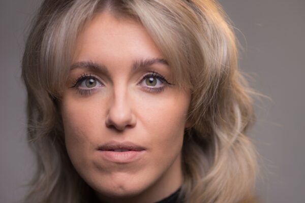 142 Imogen Stirling copy